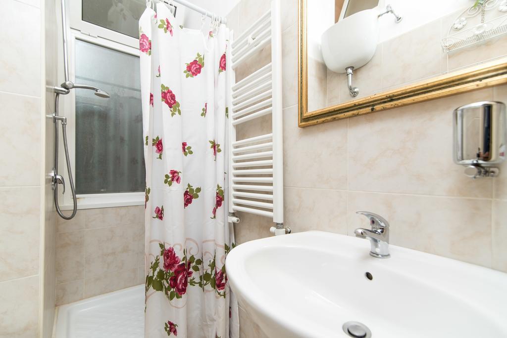 Le Rose B&B Рим Екстер'єр фото